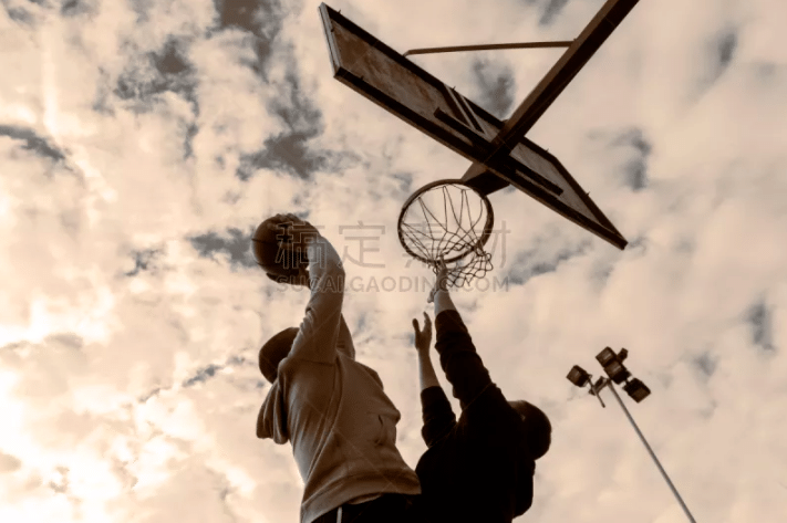 勇士迎战开拓者前瞻：阿夫迪亚缺席，勇士誓防赛季三连败